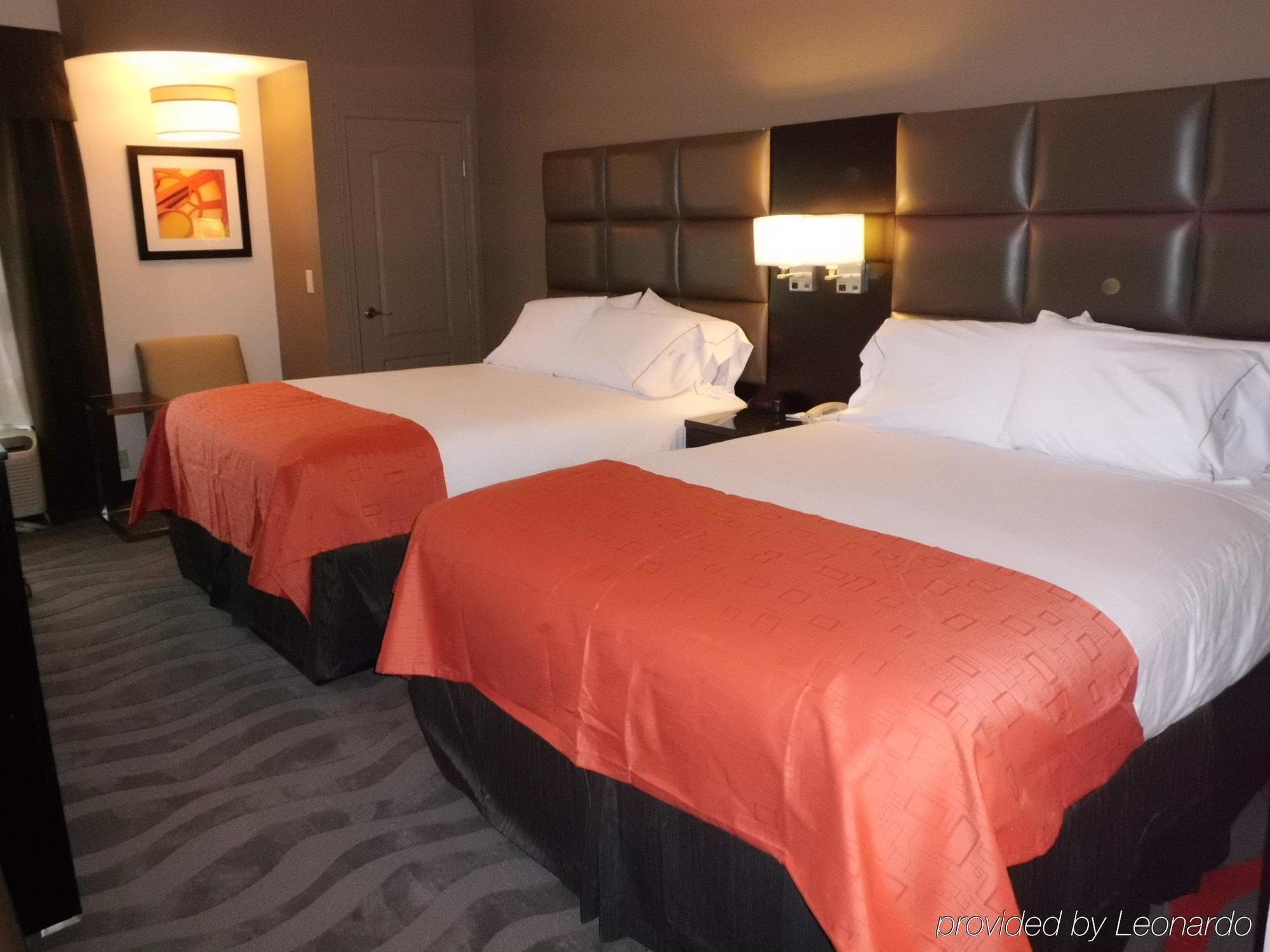 Holiday Inn Express Burlington By Ihg חדר תמונה
